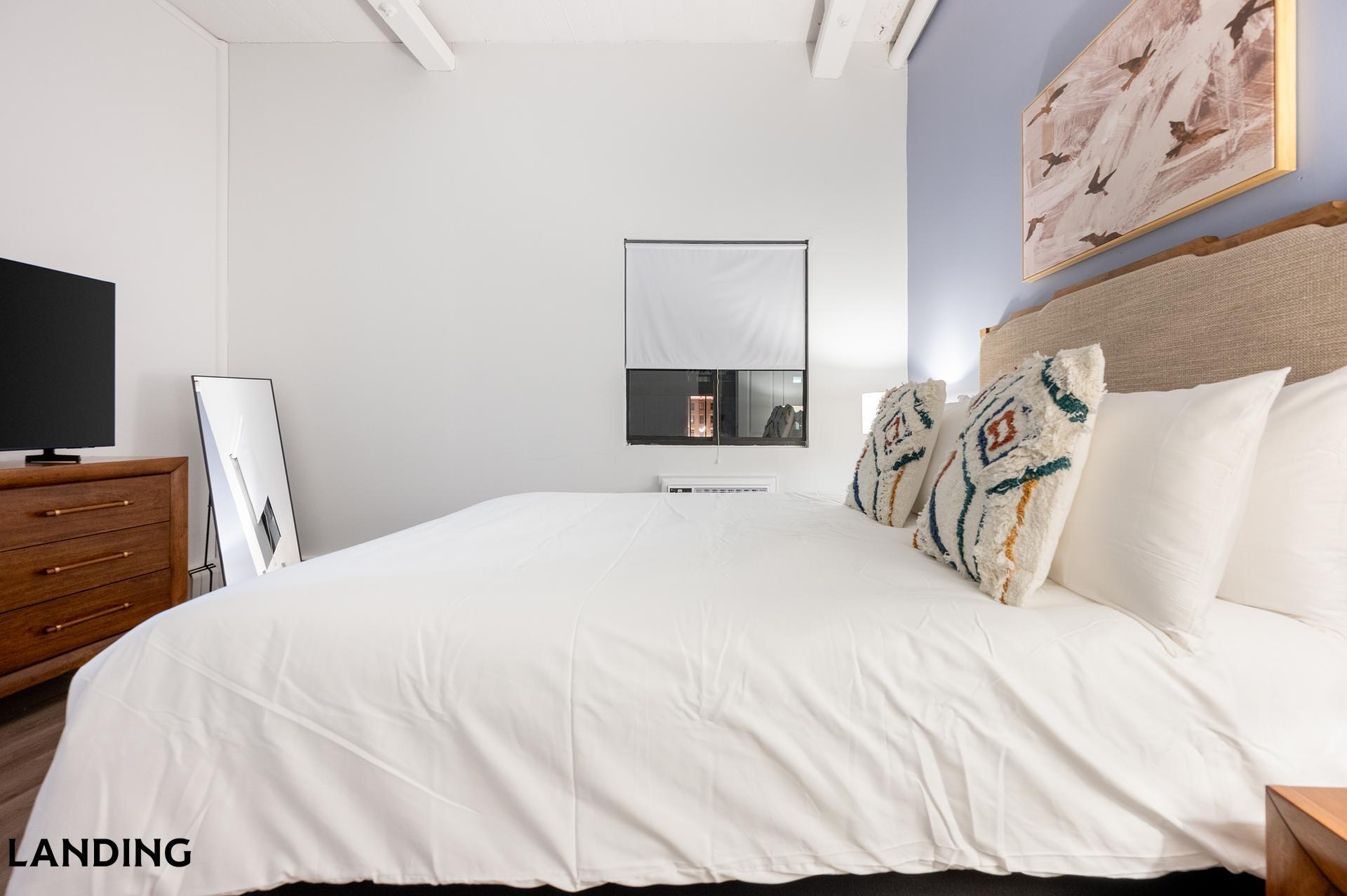 Building Photo - 45 Willow St