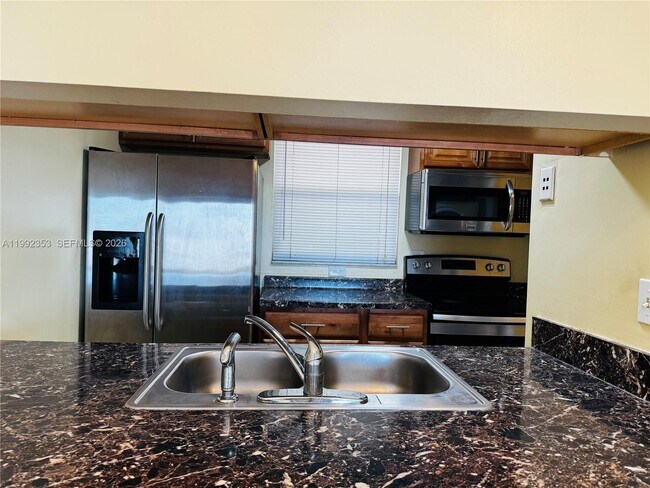 Building Photo - 3274 NW 103rd Terrace