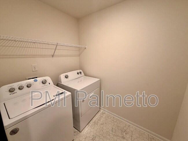 Building Photo - 771 Tiger Lily Drive
