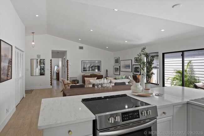 Building Photo - 2515 Bedford Mews Dr