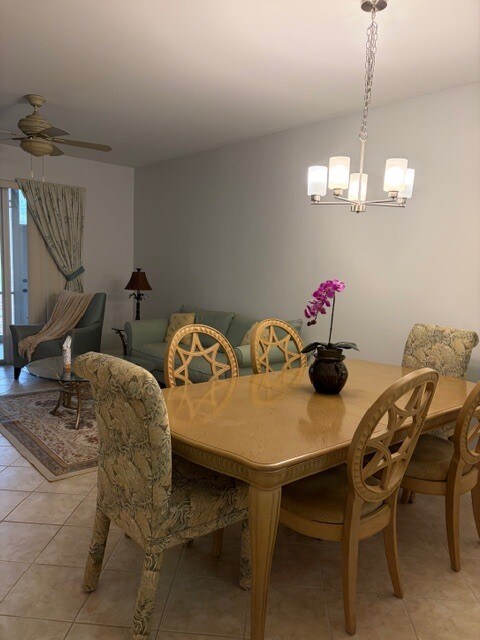 Building Photo - 3981 Bishopwood Ct E