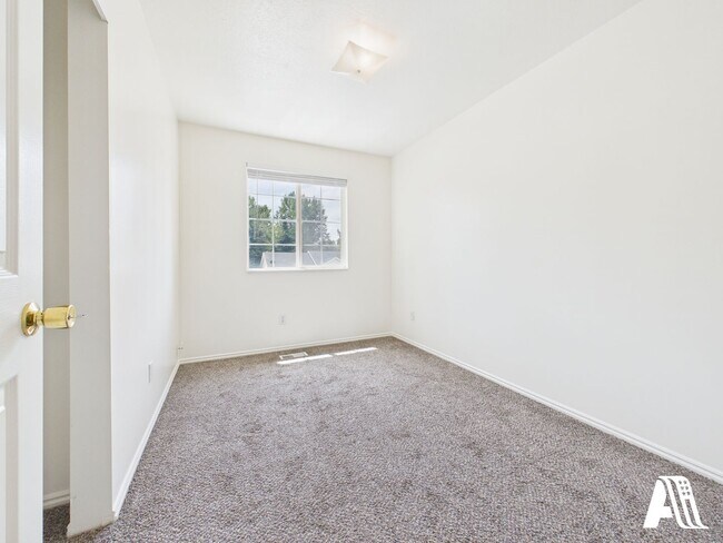 Building Photo - Gorgeous 4 bed 2 bath home in Heber