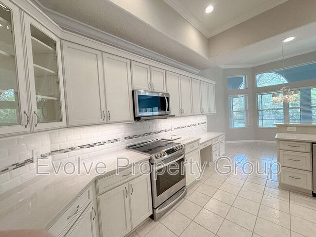 Building Photo - 822 Summer Bay Dr