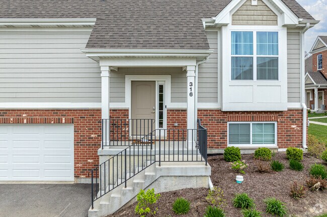 Entrance Image - Timber Oaks
