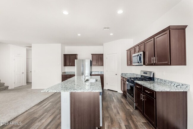 Building Photo - 331 W Mammoth Cave Dr