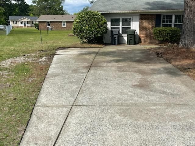Building Photo - 211 Dillard St