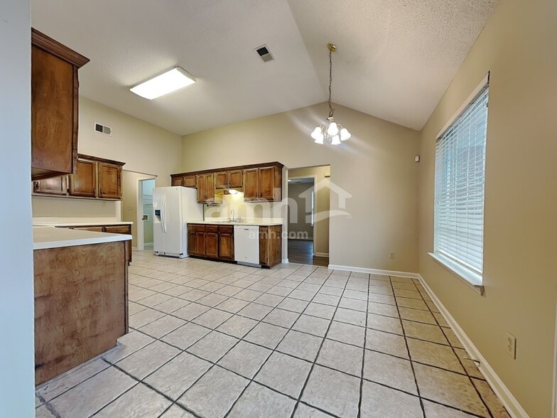 Building Photo - 6768 Cassidy Dr