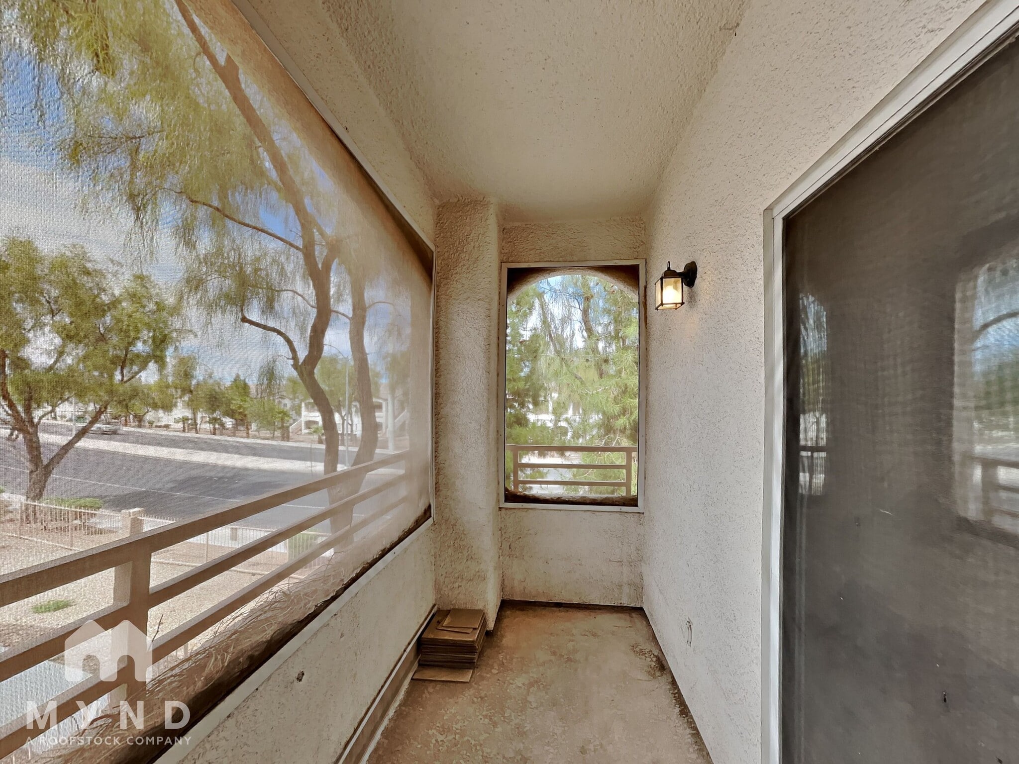 Building Photo - 5655 E Sahara Ave