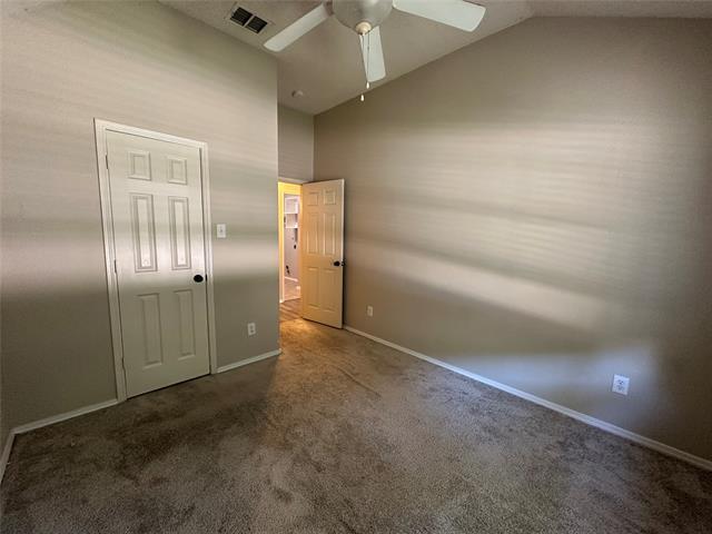 Building Photo - 7201 Lazy Meadow Ln