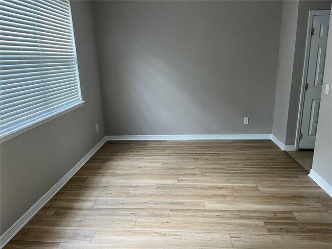 Building Photo - 8921 Newmarket Dr