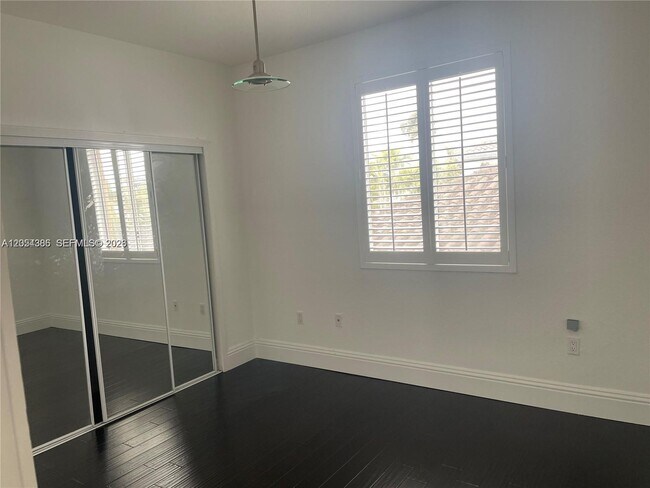 Building Photo - 6644 SW 163rd Pl