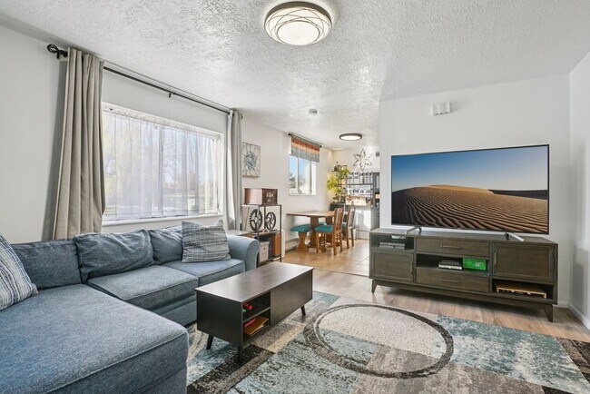 Building Photo - Springville Condo with Updated Kitchen, Deck & Creekside Setting