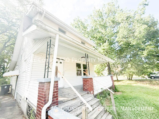 Building Photo - 380 Noble Ave