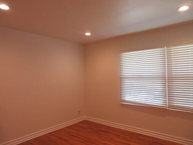 Building Photo - 17074 Horace St