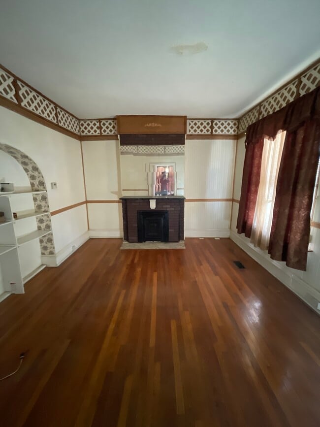Building Photo - 4526 Cote Brilliante Ave