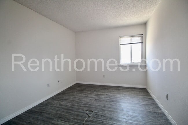 Building Photo - 15519 Andorra Way