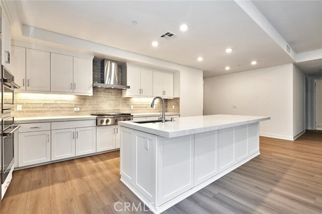 Building Photo - 3201 Rivington