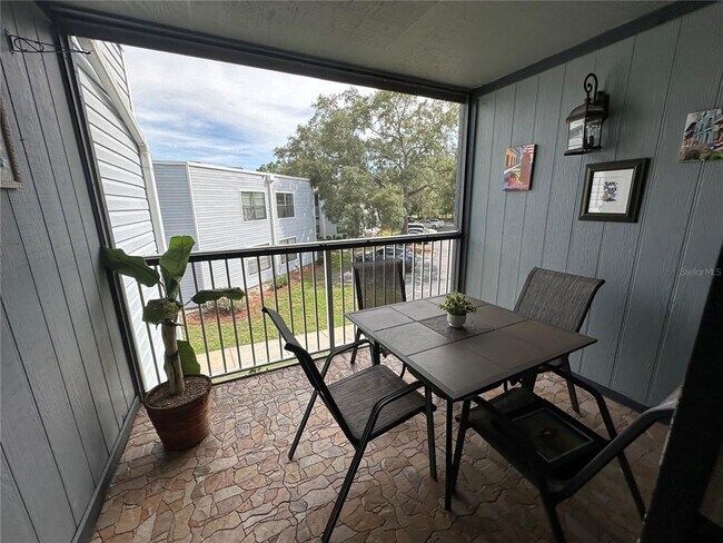 Building Photo - 3766 Southpointe Dr