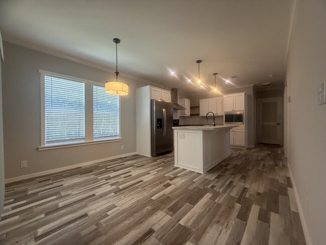 Building Photo - 5657 Camelford Ct