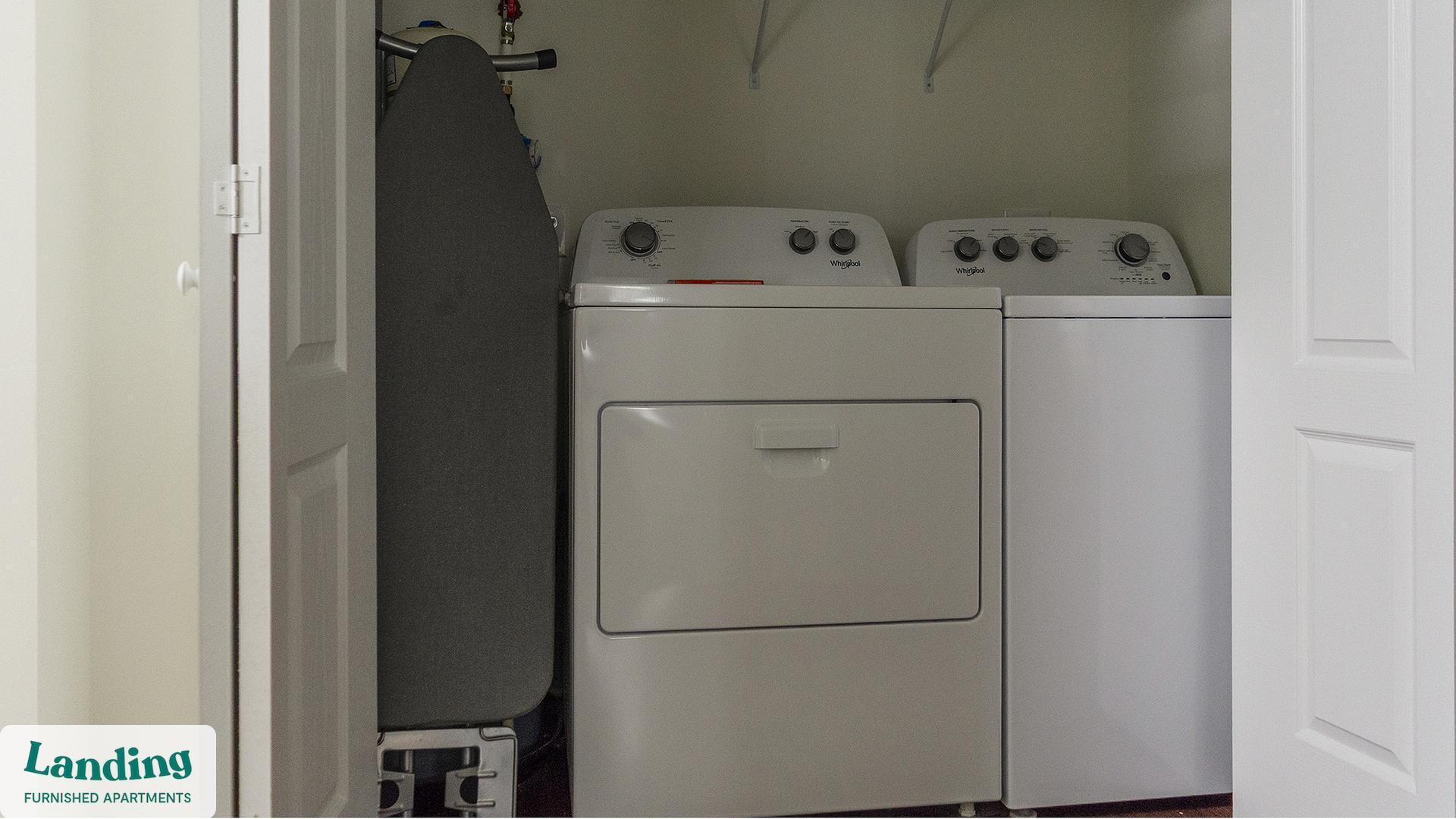 Building Photo - 901 Kelly Green Ln