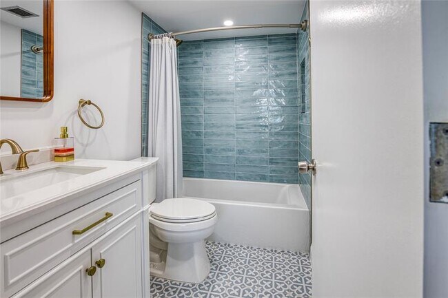 Building Photo - 101 Briny Ave