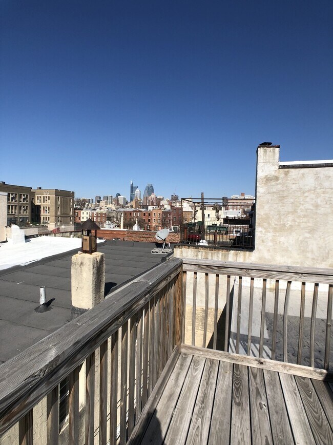 Building Photo - 1222 S 11th St
