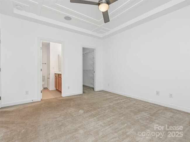 Building Photo - 1530 S Church St