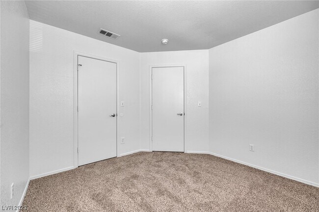 Building Photo - 8366 Drop Camp St