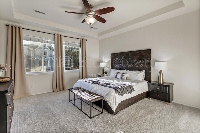 Building Photo - 21724 SW Vintner Ln