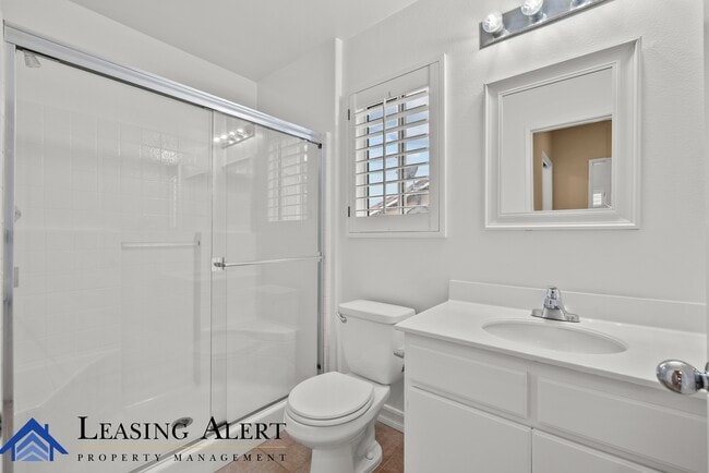 Building Photo - 28475 Nicholas Cir