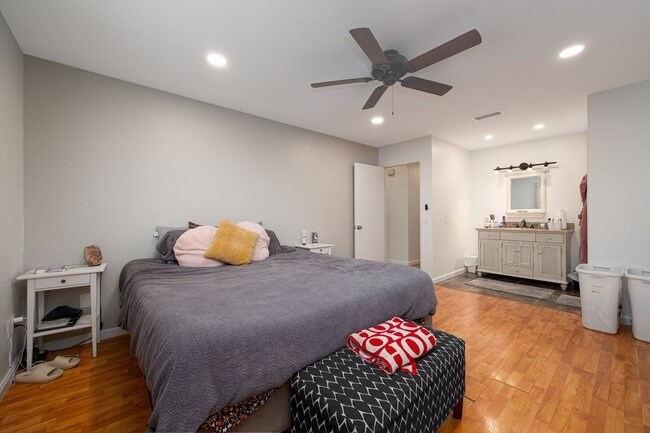 Building Photo - Beautiful, spacious single family home for rent in El Cajon, 3bed/2bath