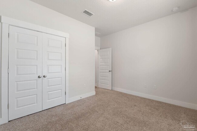 Building Photo - 7068 Whitetail Run Dr