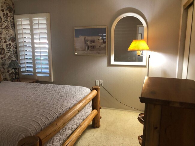 Building Photo - Amazing Golf Course Views in Leisure World a 45+ Active Adult Resort Community.  Available June t...