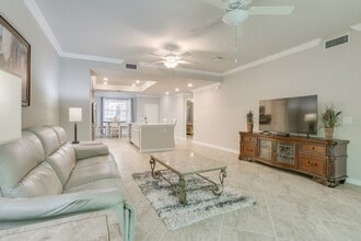 Building Photo - 10711 Palazzo Wy