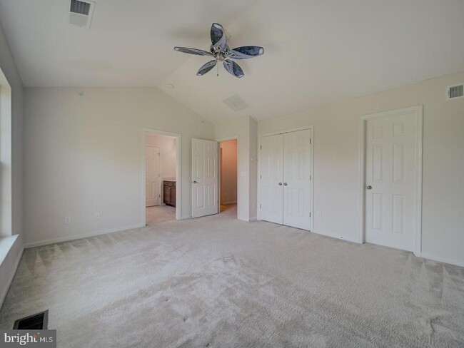 Building Photo - 45818 Winding Branch Terrace