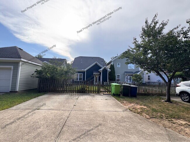 Building Photo - 10908 Connally Ln