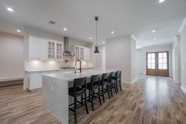 Building Photo - 25018 Rhett Butler Ct