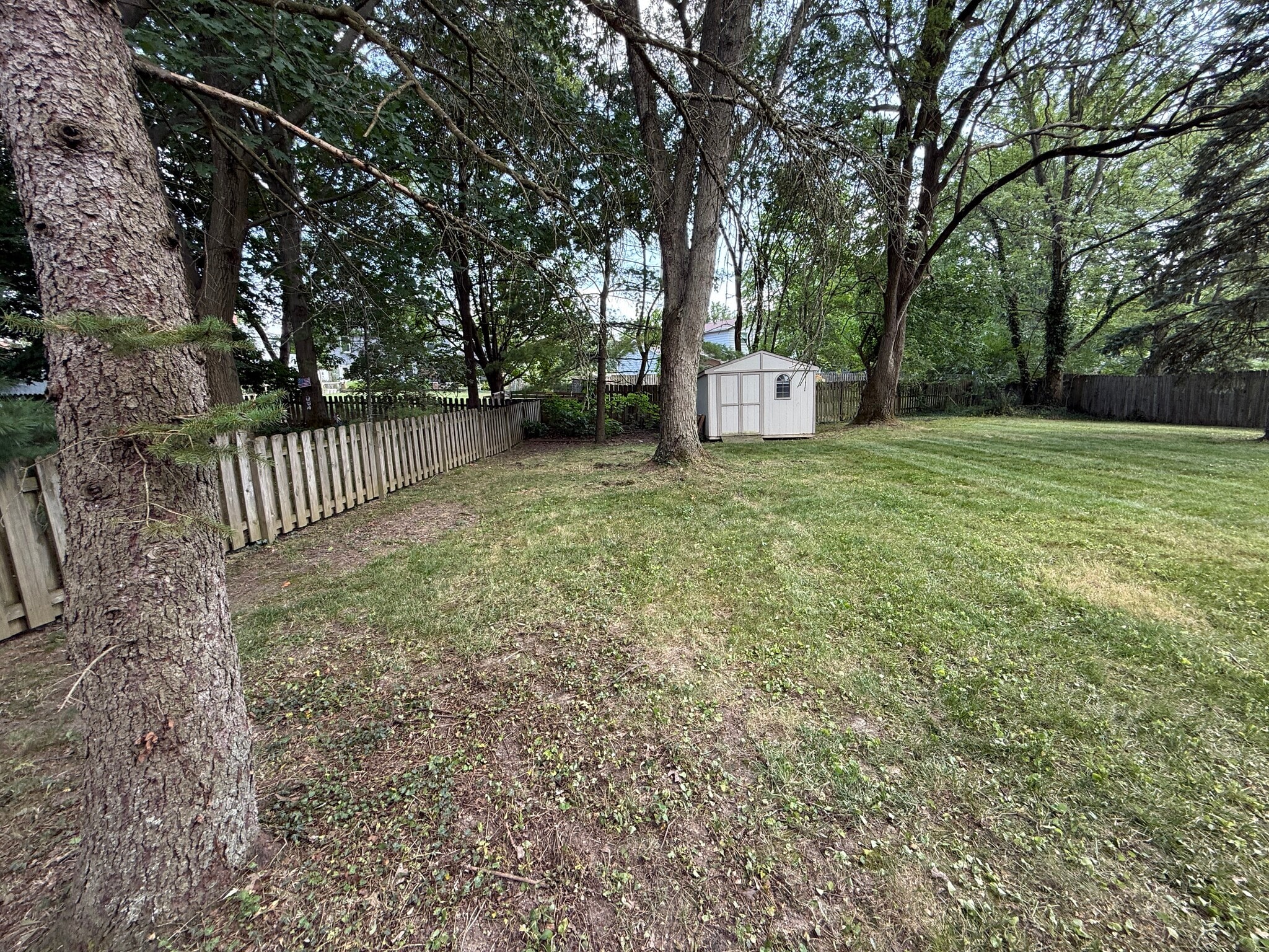 Building Photo - 17073 Drake Rd