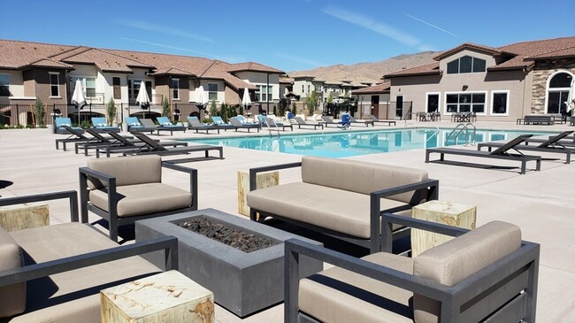 Building Photo - 6900 Sharlands Ave