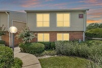 Building Photo - 5005 Georgi Ln