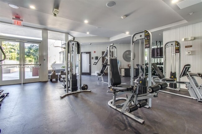 Building Photo - 435 21st St