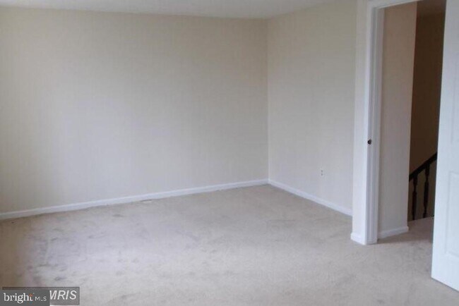 Primary Photo - 16198 Henderson Ln