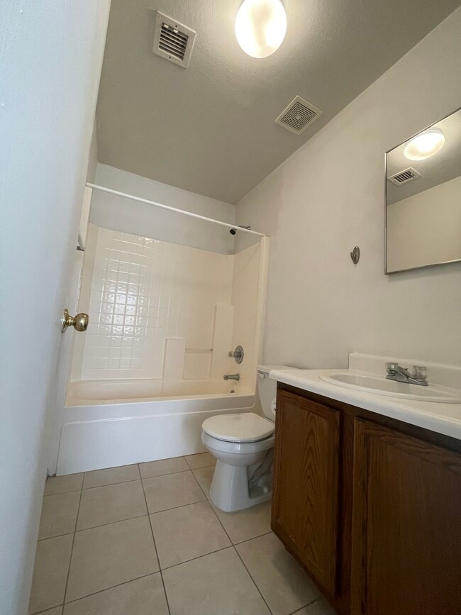 Building Photo - 11795 W Columbine Dr