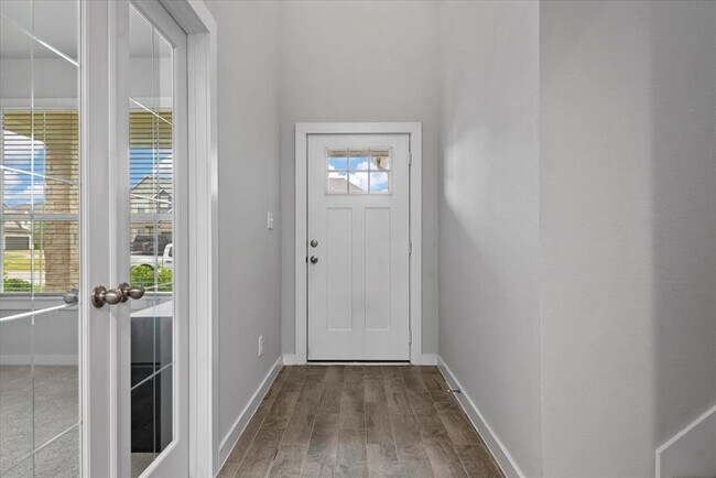 Building Photo - 15815 Eastern Meadowlark Wy