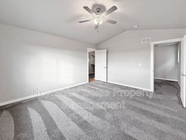 Building Photo - 4072 E Blueberry St