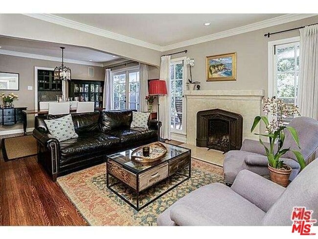 Building Photo - 859 N Spaulding Ave