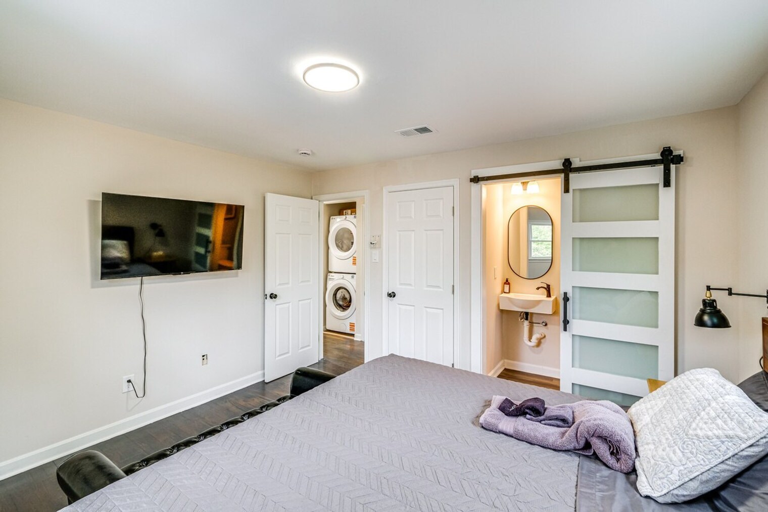 Building Photo - 5123 Boulder Dr