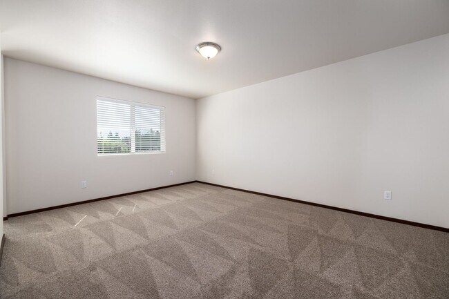 Building Photo - Gilkey 425,LLC#17