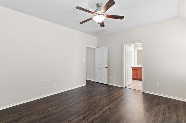 Building Photo - 14143 Astonshire Ln