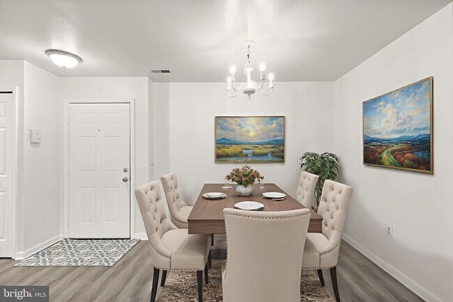 Primary Photo - 1310 Sheridan Pl